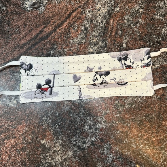 Handmade reusable face mask- adult size - Picture 3 of 3